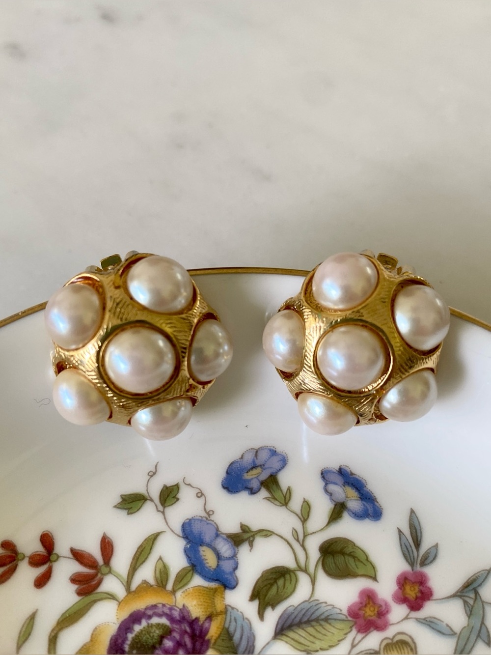 Vintage R.J. Graziano Gold-Tone Pearl Cluster Dome Clip-On Earrings